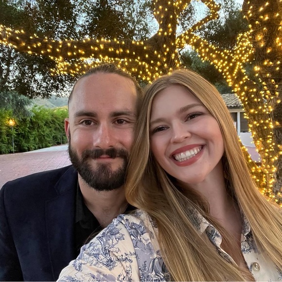 Meet your Posher, Emily Ann - Picture 2 of 8